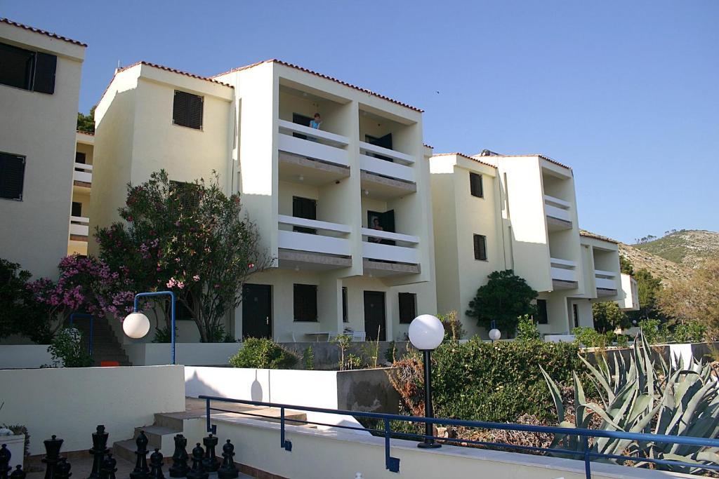 פריזבה Hotel Priscapac Resort & Apartments מראה חיצוני תמונה